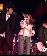 2008-DickClarkRockinNYEPerformance-025.jpg