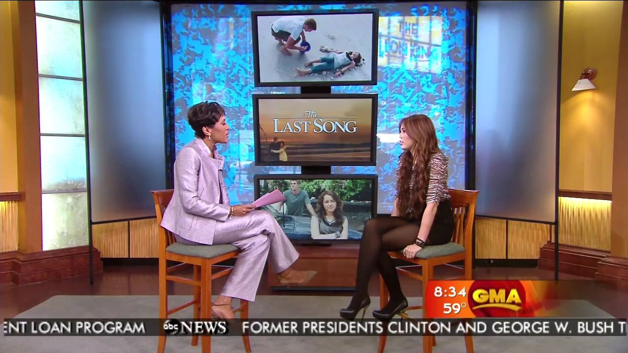 03-22-2010-GoodMorningAmerica-010.jpg