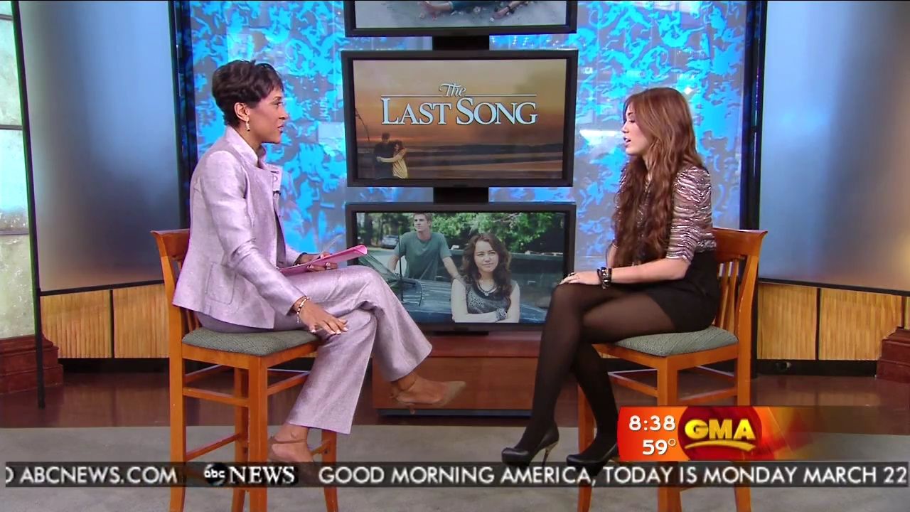 03-22-2010-GoodMorningAmerica-144.jpg