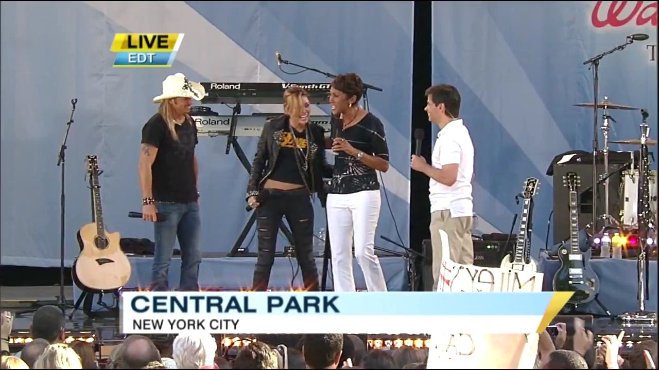 06-18-2010-GoodMorningAmerica-005.jpg