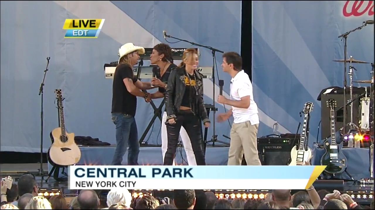 06-18-2010-GoodMorningAmerica-007.jpg