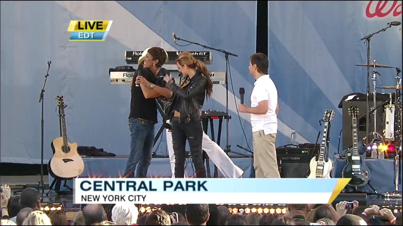 06-18-2010-GoodMorningAmerica-008.jpg