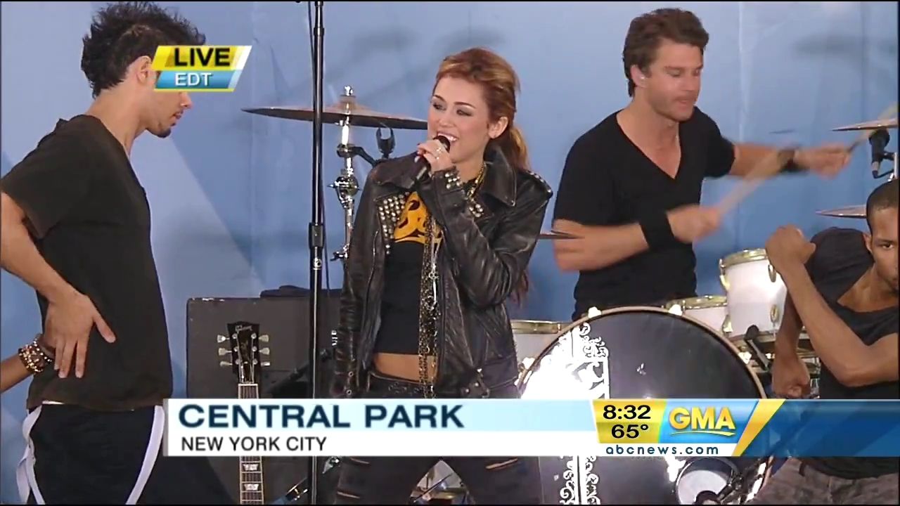 06-18-2010-GoodMorningAmerica-300.jpg