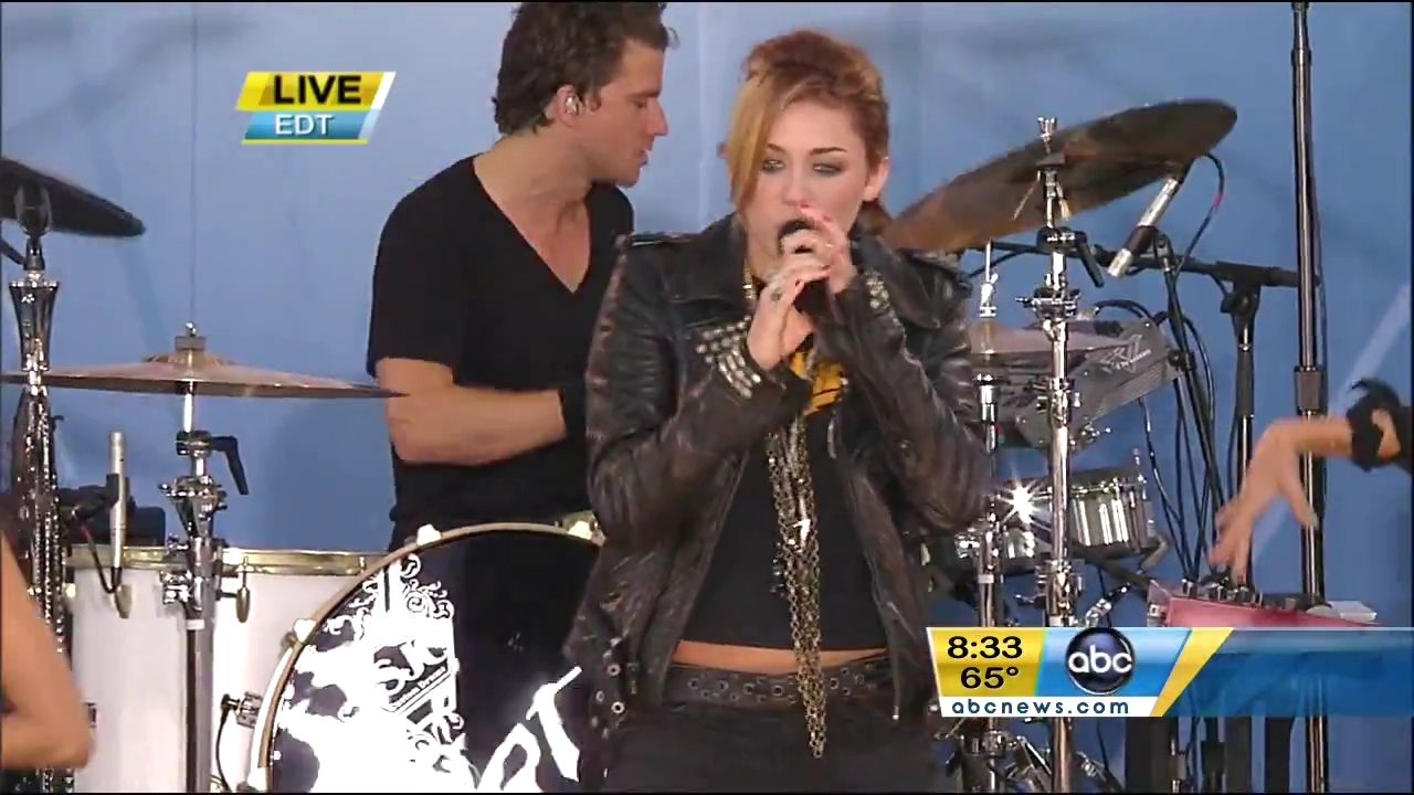 06-18-2010-GoodMorningAmerica-323.jpg