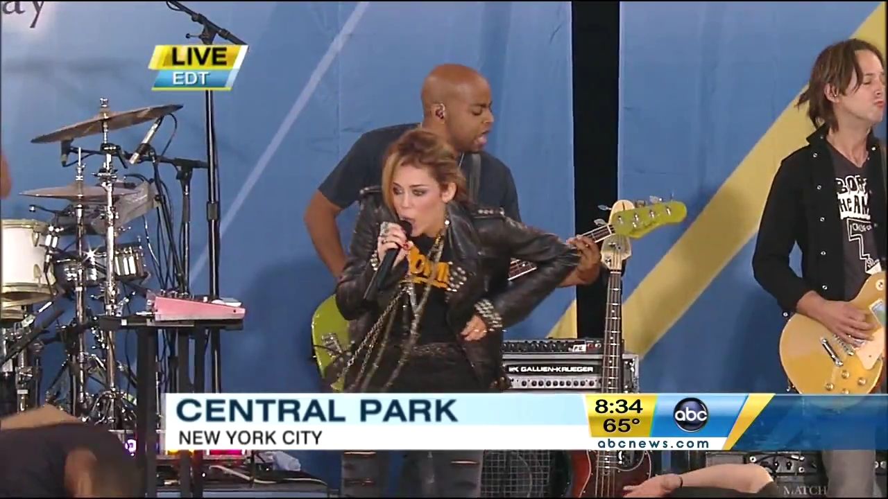 06-18-2010-GoodMorningAmerica-351.jpg