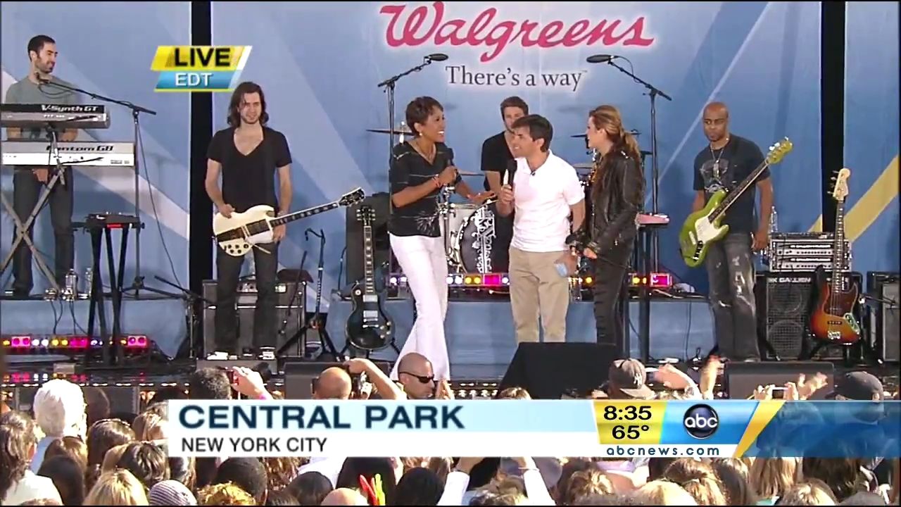 06-18-2010-GoodMorningAmerica-395.jpg