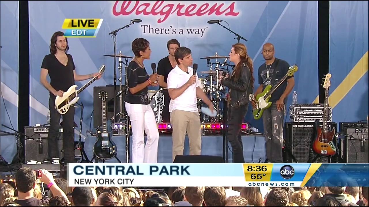 06-18-2010-GoodMorningAmerica-426.jpg