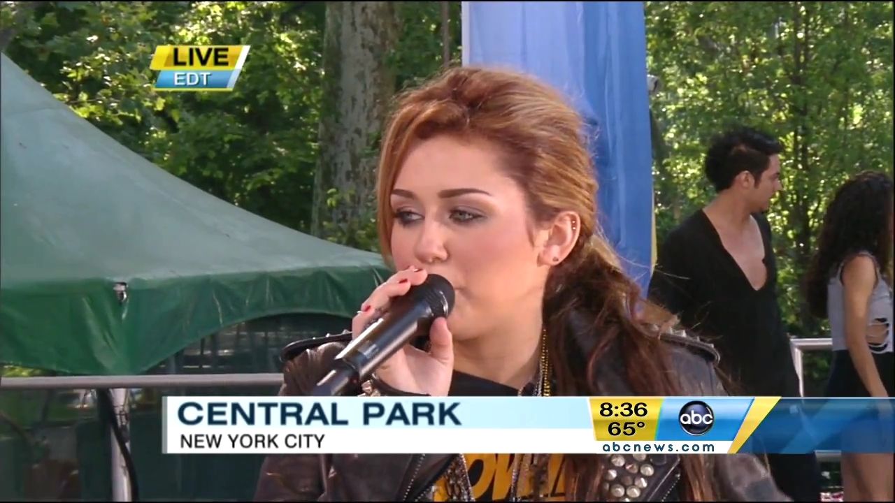 06-18-2010-GoodMorningAmerica-429.jpg