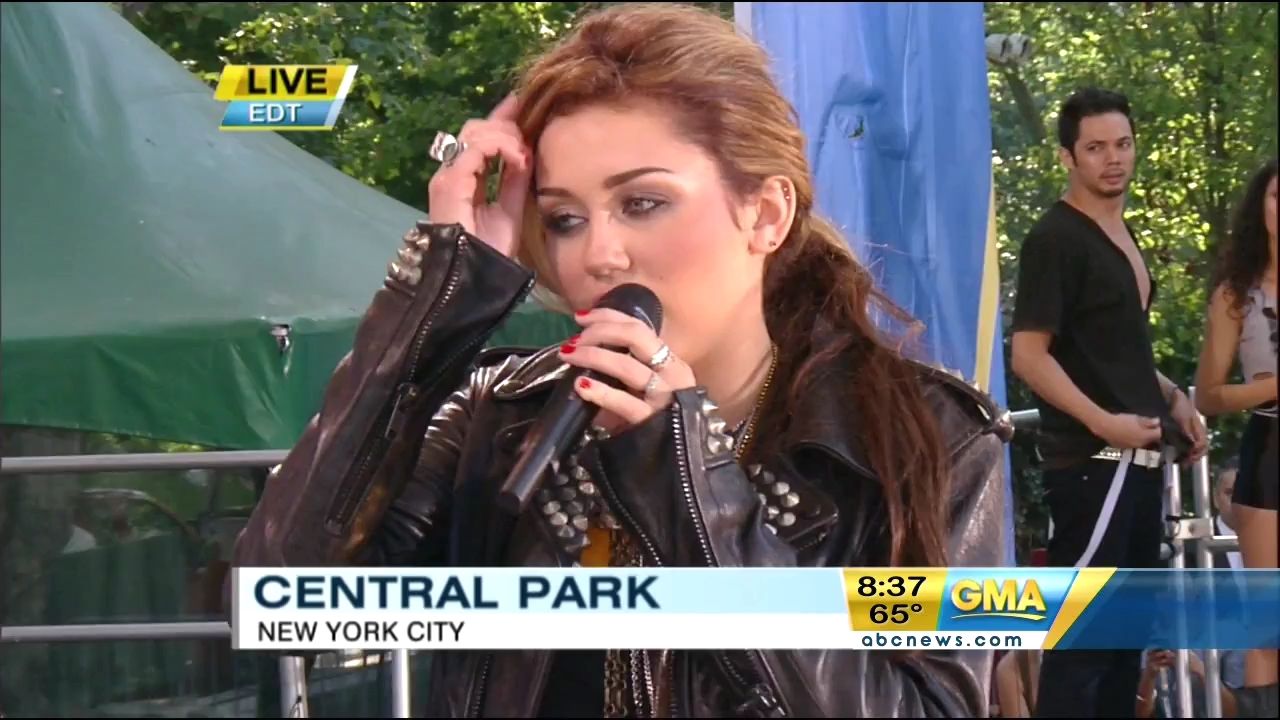 06-18-2010-GoodMorningAmerica-457.jpg