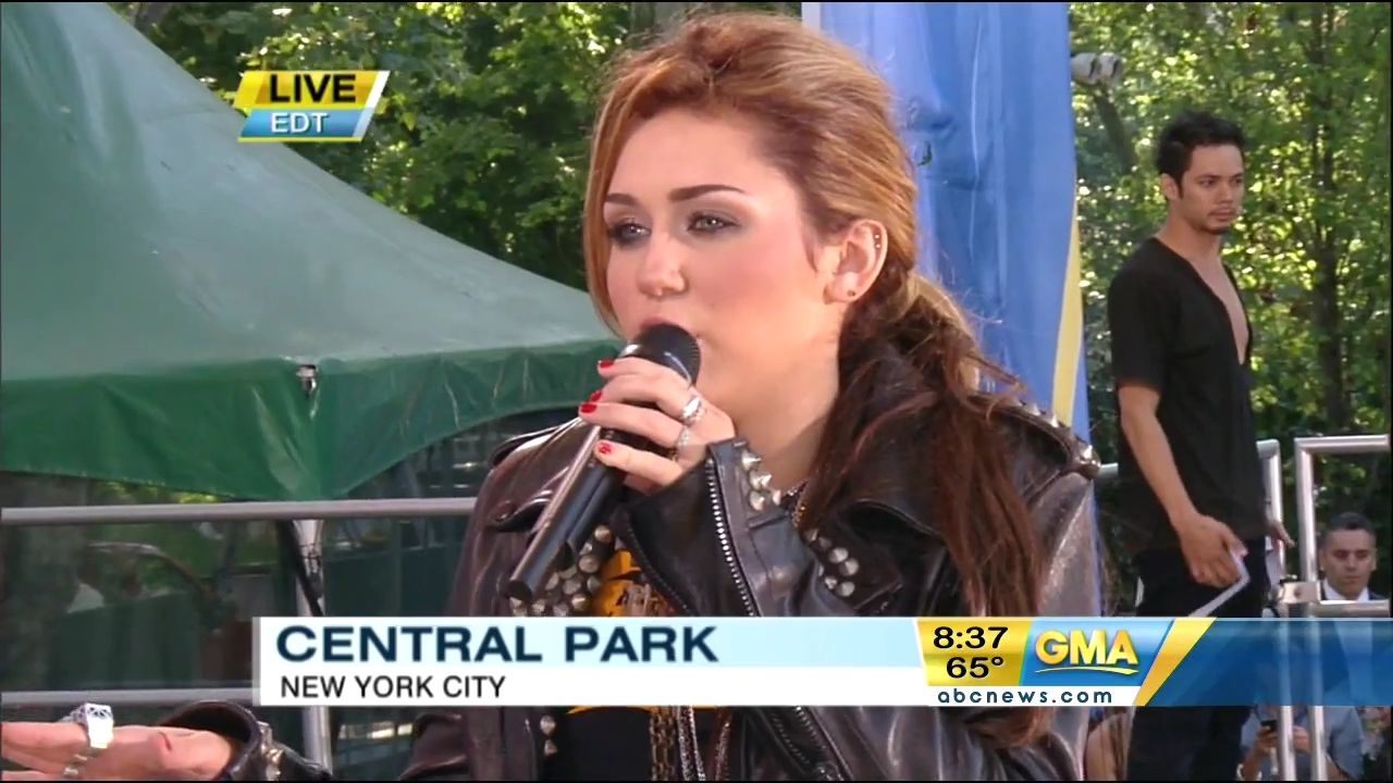 06-18-2010-GoodMorningAmerica-458.jpg