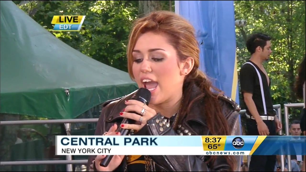 06-18-2010-GoodMorningAmerica-463.jpg