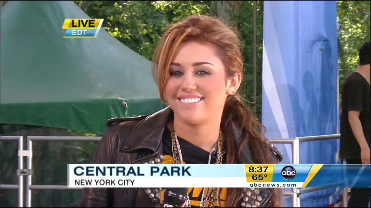 06-18-2010-GoodMorningAmerica-482.jpg