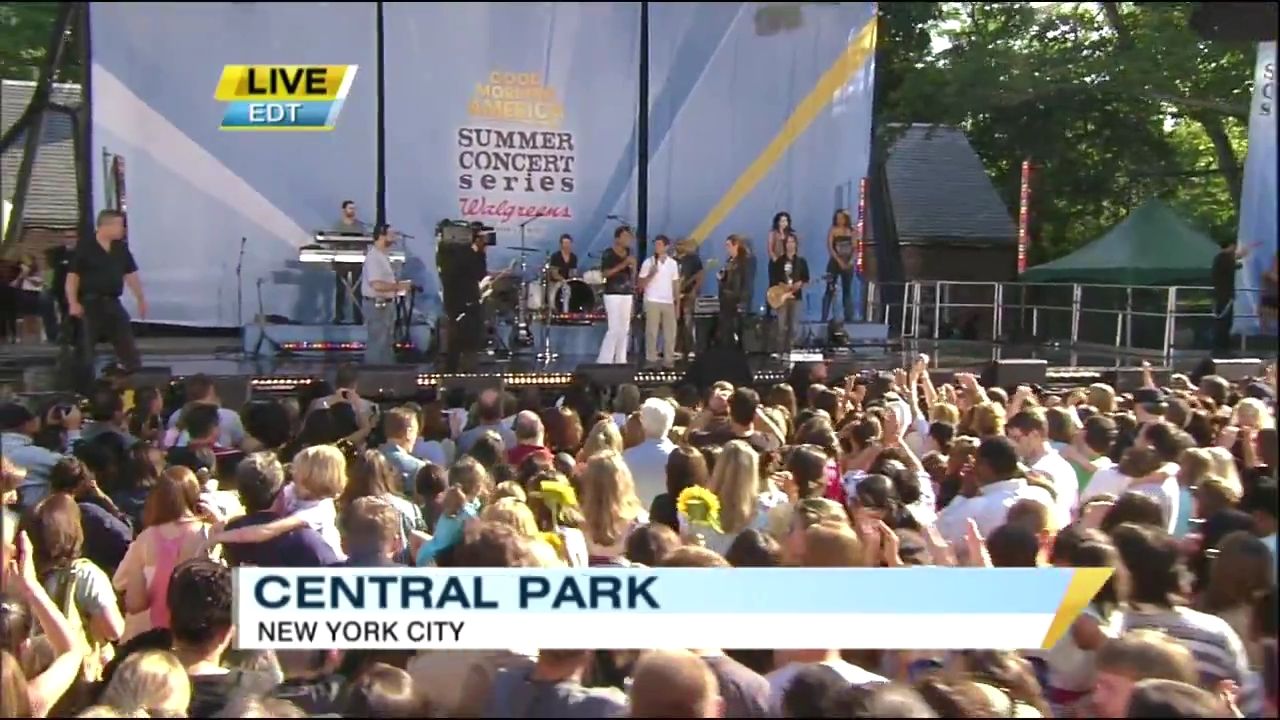 06-18-2010-GoodMorningAmerica-483.jpg