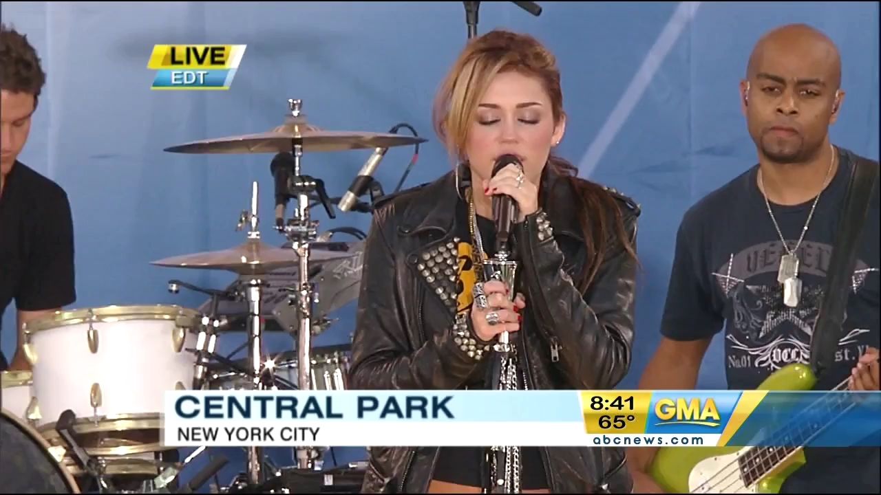 06-18-2010-GoodMorningAmerica-485.jpg