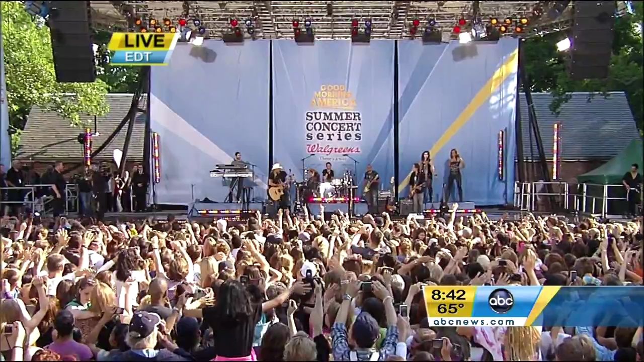 06-18-2010-GoodMorningAmerica-526.jpg