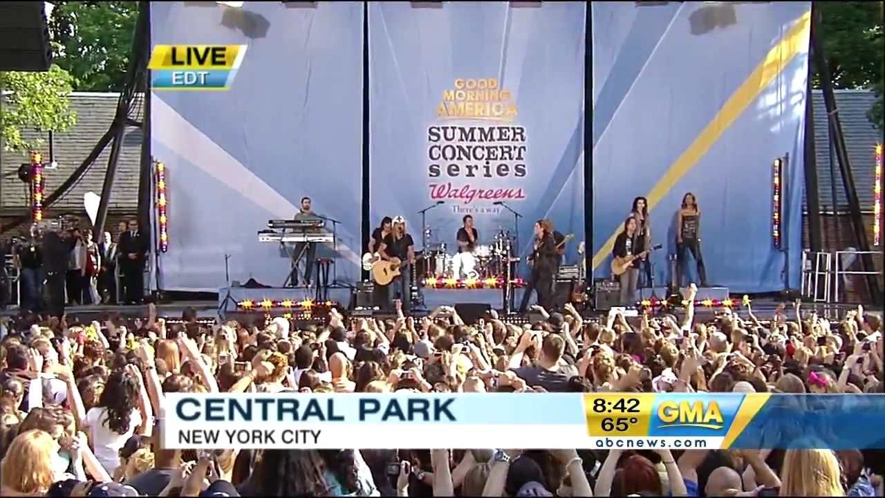 06-18-2010-GoodMorningAmerica-531.jpg