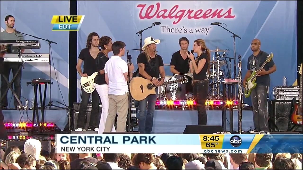 06-18-2010-GoodMorningAmerica-636.jpg