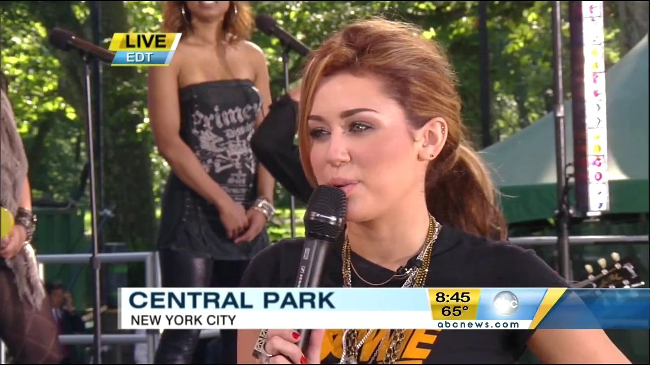 06-18-2010-GoodMorningAmerica-643.jpg