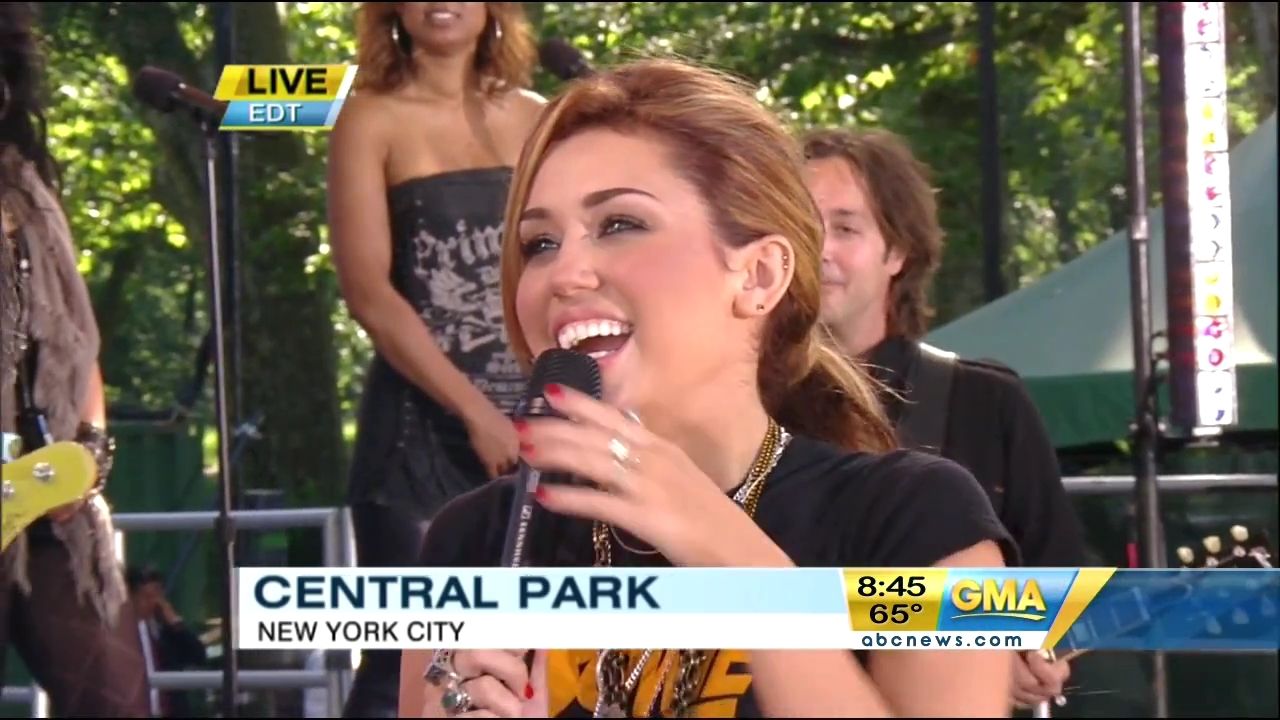 06-18-2010-GoodMorningAmerica-644.jpg