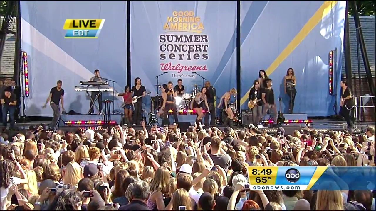 06-18-2010-GoodMorningAmerica-719.jpg