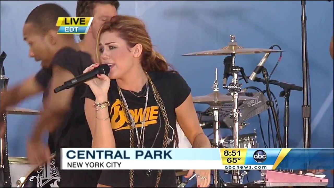 06-18-2010-GoodMorningAmerica-768.jpg