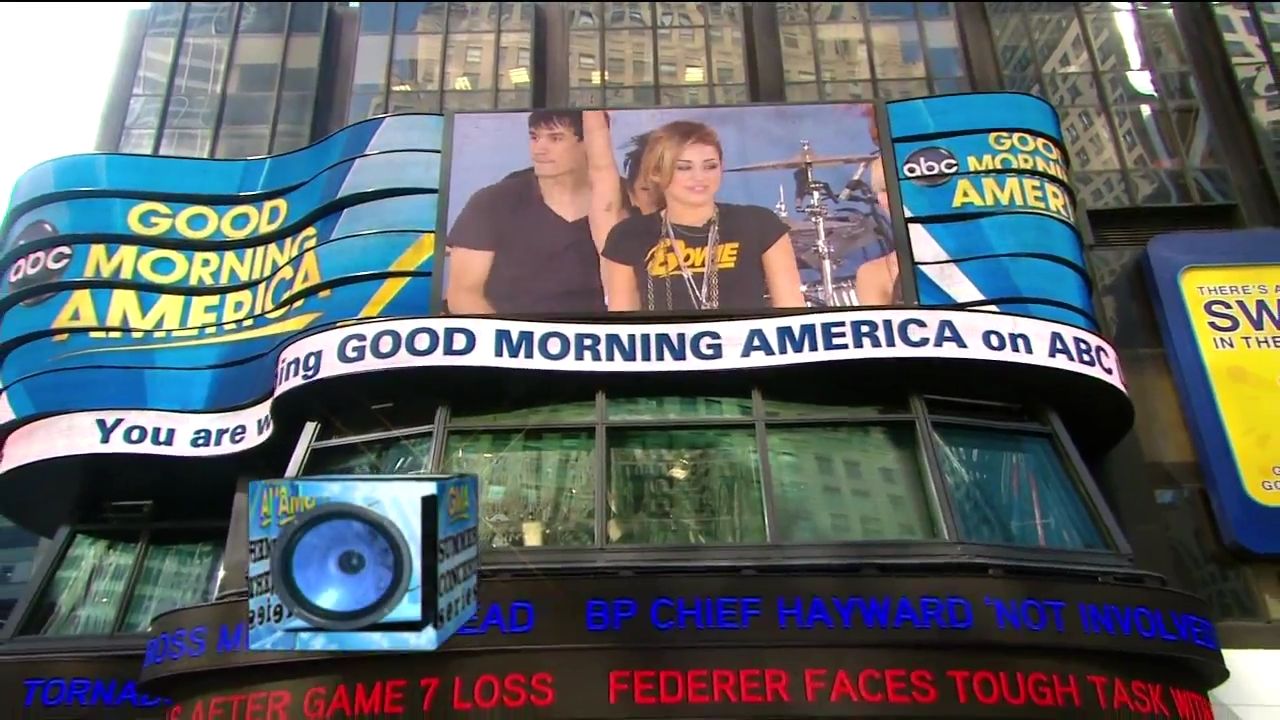 06-18-2010-GoodMorningAmerica-820.jpg