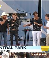 06-18-2010-GoodMorningAmerica-013.jpg