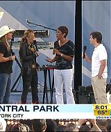 06-18-2010-GoodMorningAmerica-021.jpg