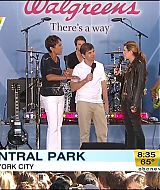 06-18-2010-GoodMorningAmerica-407.jpg