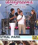 06-18-2010-GoodMorningAmerica-410.jpg