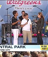 06-18-2010-GoodMorningAmerica-411.jpg