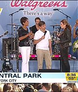 06-18-2010-GoodMorningAmerica-412.jpg