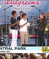 06-18-2010-GoodMorningAmerica-427.jpg