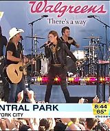 06-18-2010-GoodMorningAmerica-601.jpg