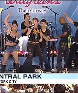 06-18-2010-GoodMorningAmerica-813.jpg