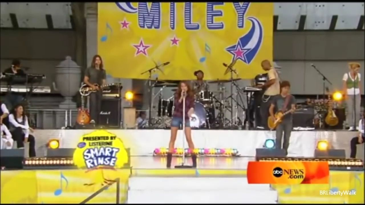 07-18-2008-GoodMorningAmerica-409.jpg