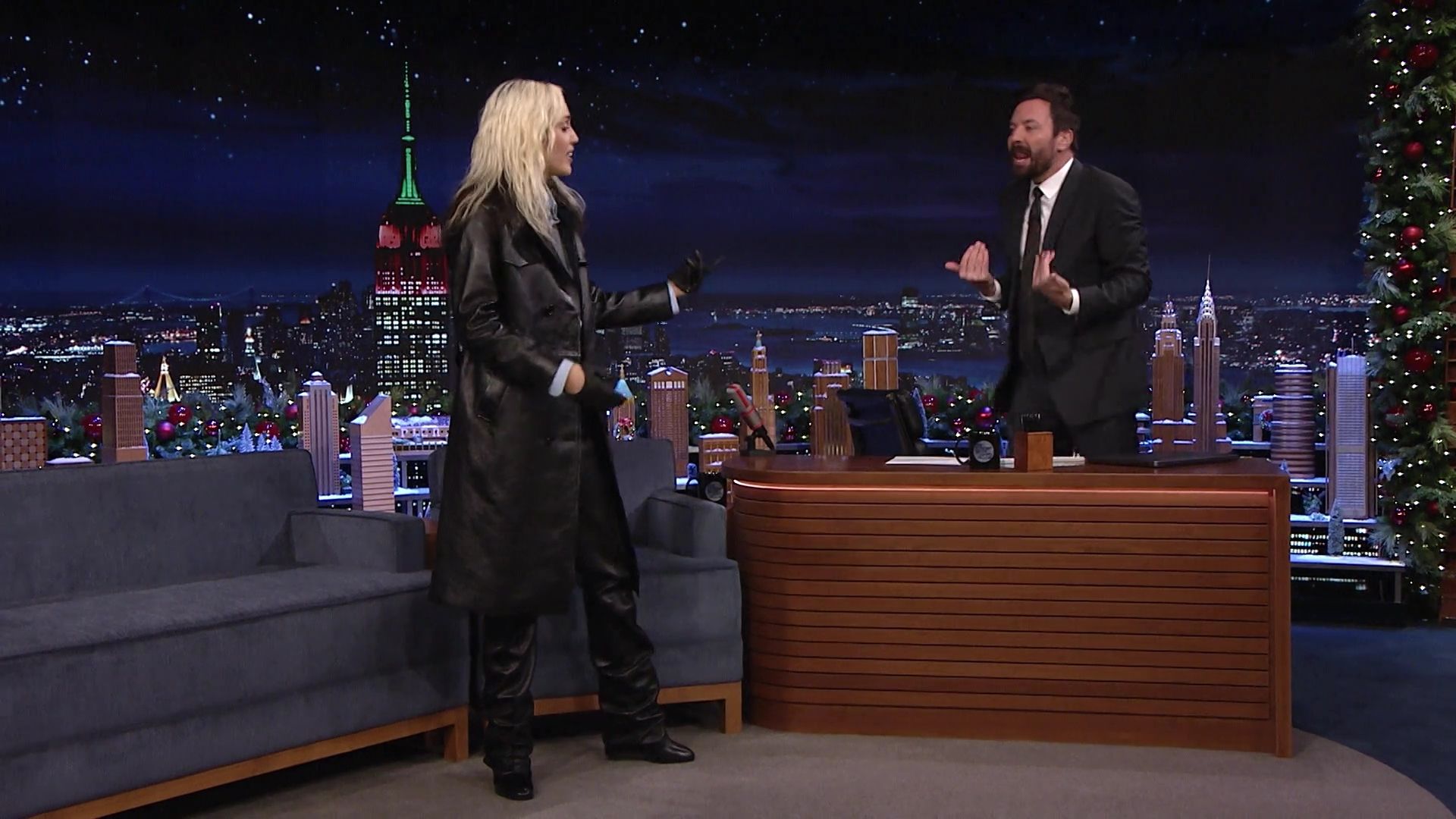 12-09-2022-TonightShowStarringJimmyFallon-035.jpg