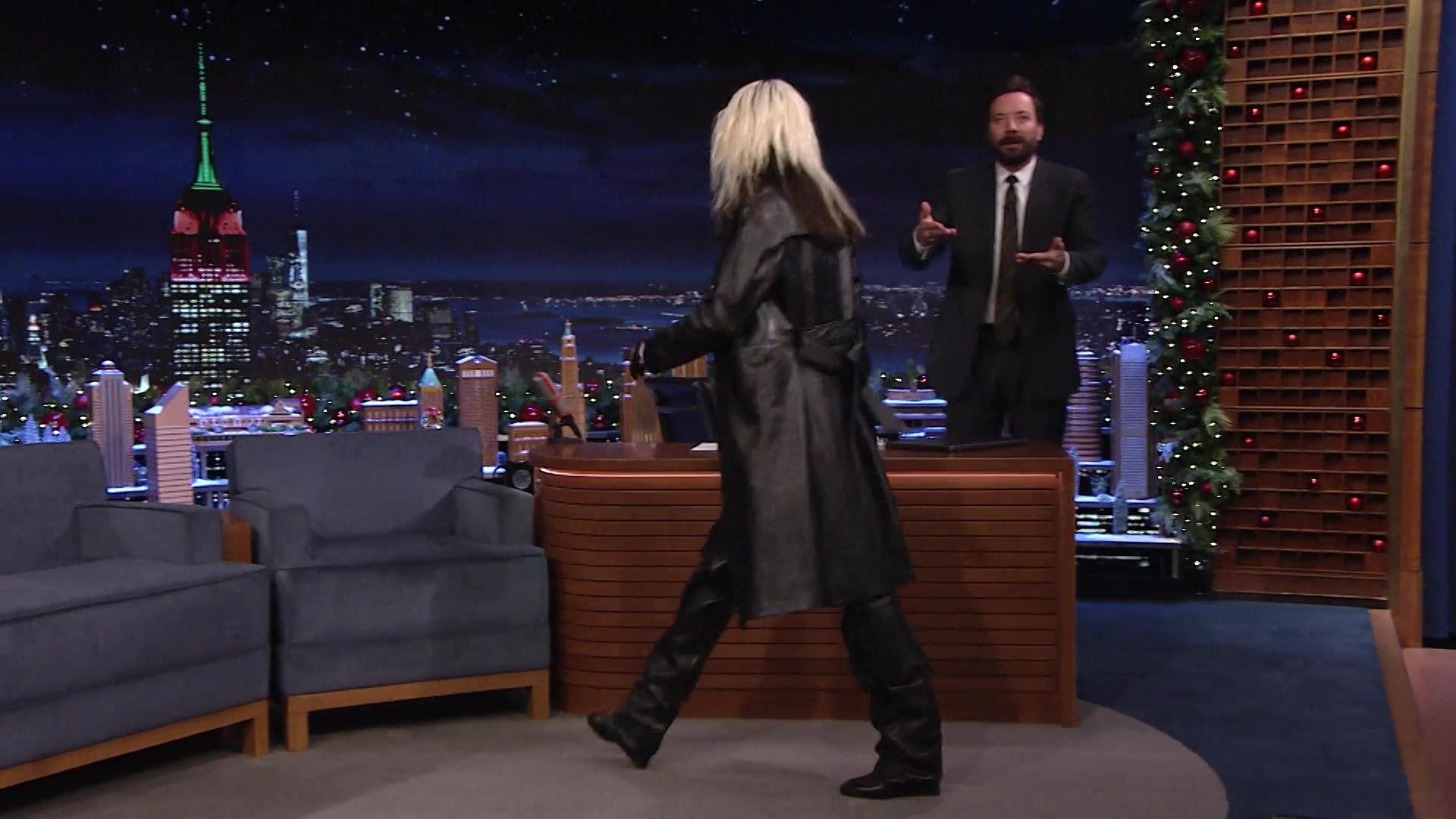 12-09-2022-TonightShowStarringJimmyFallon-042.jpg