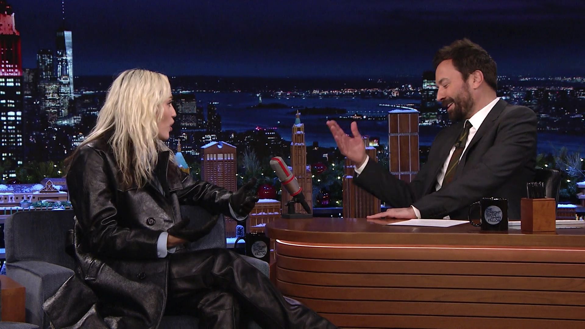 12-09-2022-TonightShowStarringJimmyFallon-066.jpg