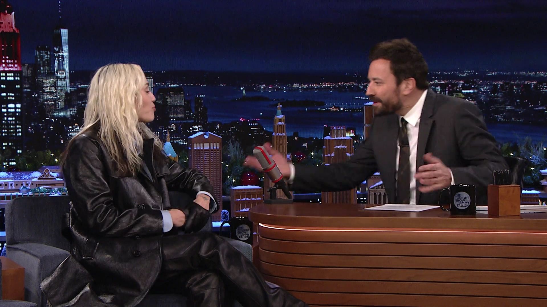 12-09-2022-TonightShowStarringJimmyFallon-067.jpg