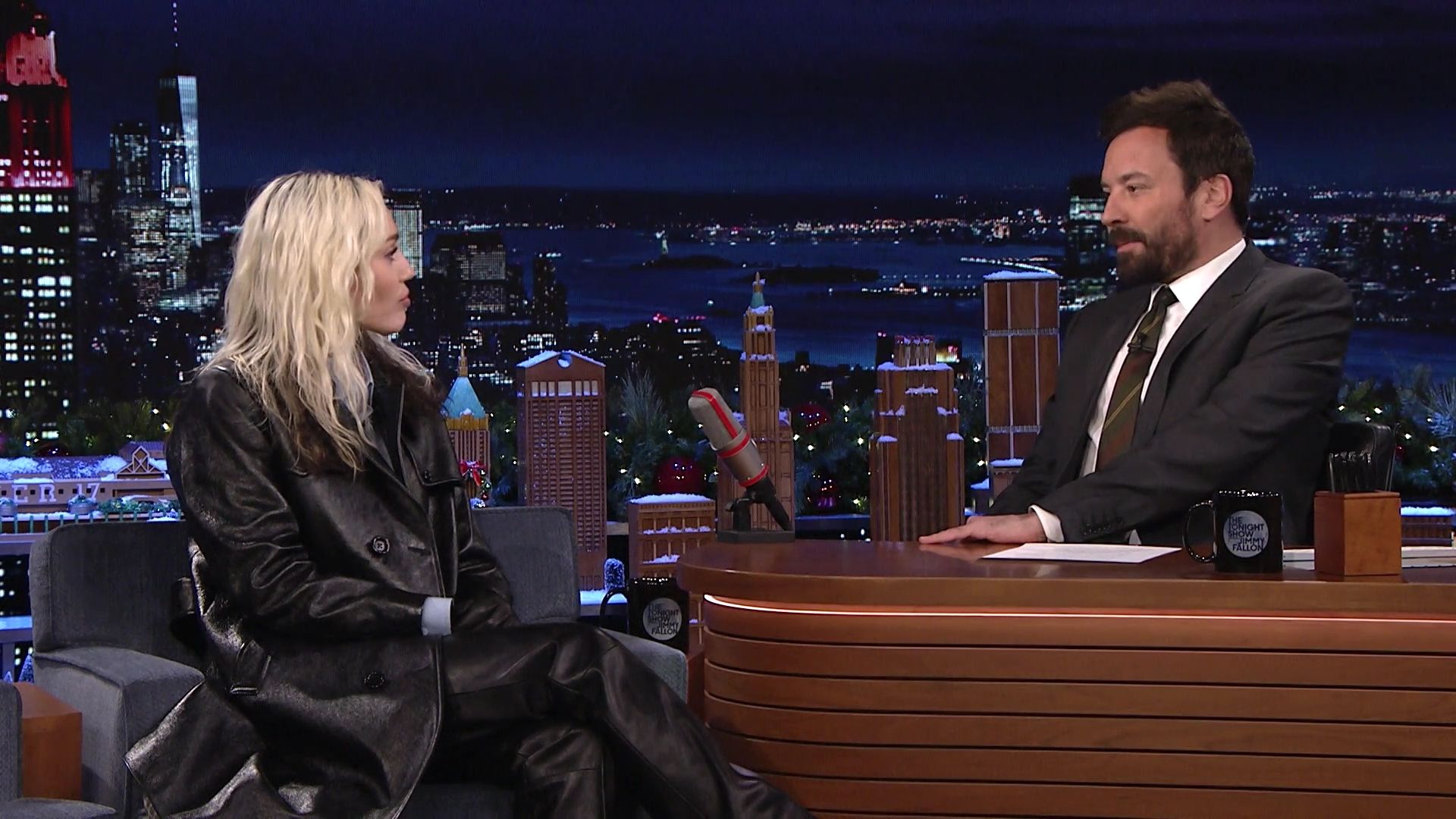 12-09-2022-TonightShowStarringJimmyFallon-076.jpg