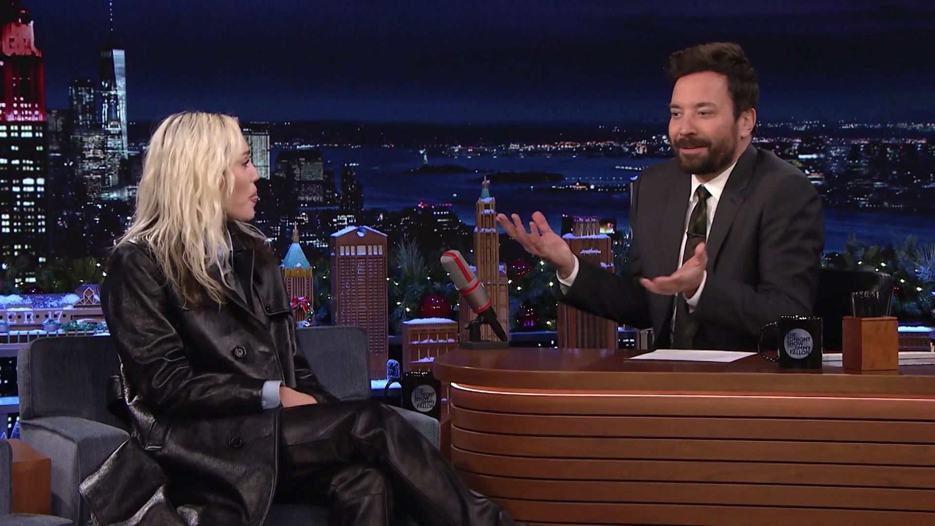 12-09-2022-TonightShowStarringJimmyFallon-089.jpg