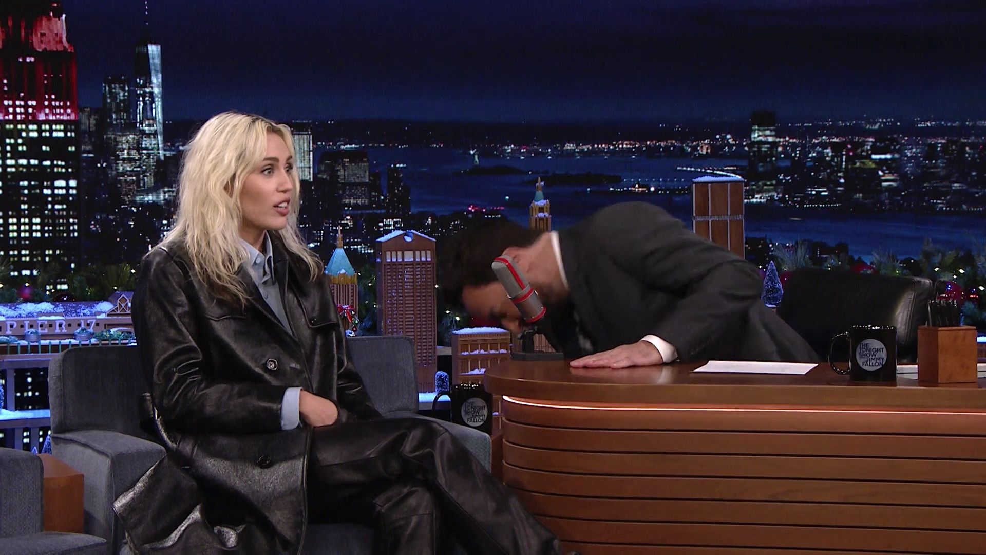 12-09-2022-TonightShowStarringJimmyFallon-360.jpg