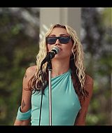 MC-EndlessSummerVacationBackyardSessions-0636.jpg