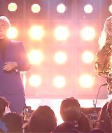 MileyNYE_Performance-EverybodysComingtoMyHouse-094.jpg