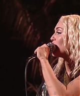 MileyNYE_Performance-LetsDance-048.jpg