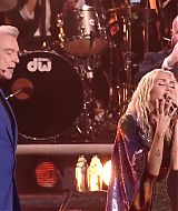 MileyNYE_Performance-LetsDance-117.jpg