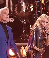 MileyNYE_Performance-LetsDance-119.jpg