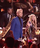 MileyNYE_Performance-LetsDance-140.jpg