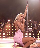 MileyNYE_Performance-PartyintheUSA-054.jpg